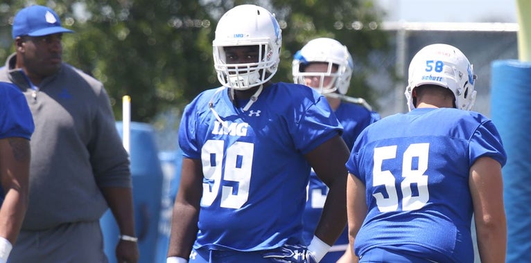 Vols 'excited' to add 'unbelievable' Harris to bolster DL Vols 'excited' to add 'unbelievable' Harris to bolster DL