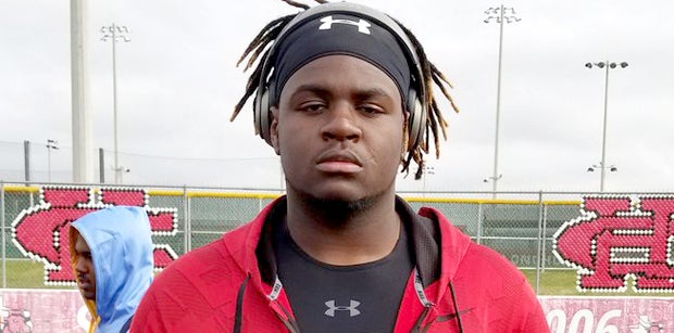 Spartans make the cut for 2019 Texas DE Carter Spartans make the cut for 2019 Texas DE Carter