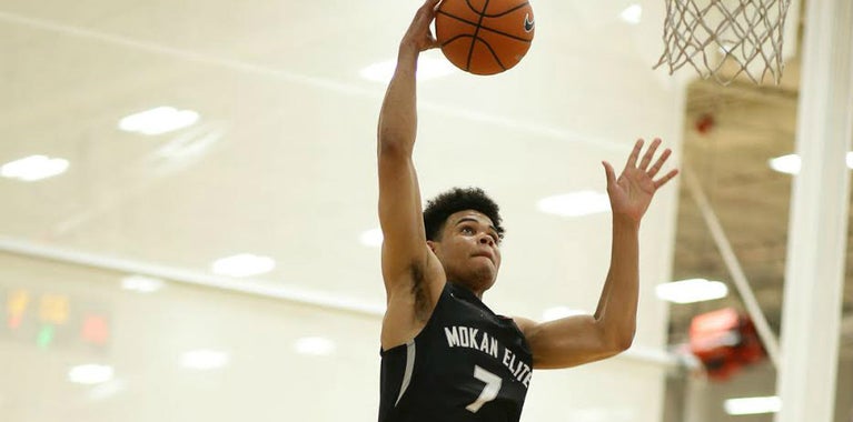 4-star Malik Hall impresses in front of coaches in Lawrence 4-star Malik Hall impresses in front of coaches in Lawrence
