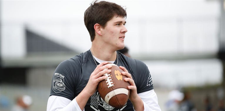 Friday Chat Transcript: Who will be Ohio State's 2019 QB? Friday Chat Transcript: Who will be Ohio State's 2019 QB?