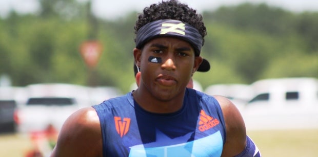 Hogs continue search for pair of running backs in Class of 2016 Hogs continue search for pair of running backs in Class of 2016