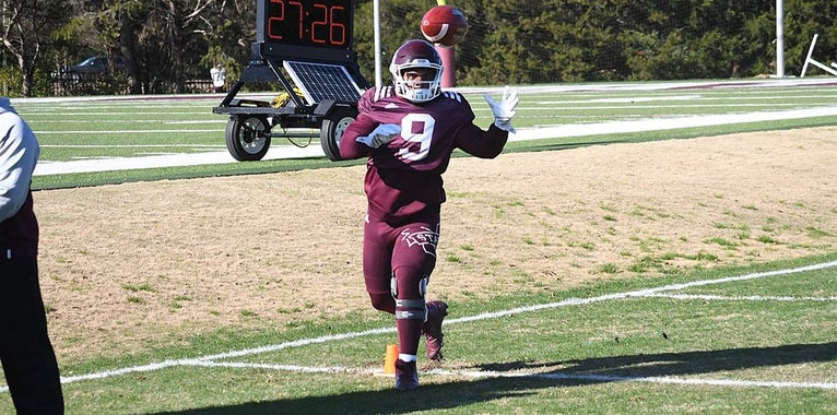 Mississippi State's Malik Dear: 'Back to My Element' Mississippi State's Malik Dear: 'Back to My Element'