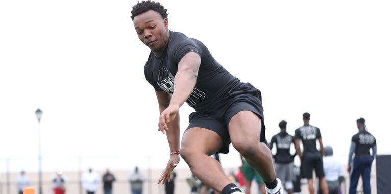 5-star 2019 LB Nakobe Dean trending to Georgia 5-star 2019 LB Nakobe Dean trending to Georgia