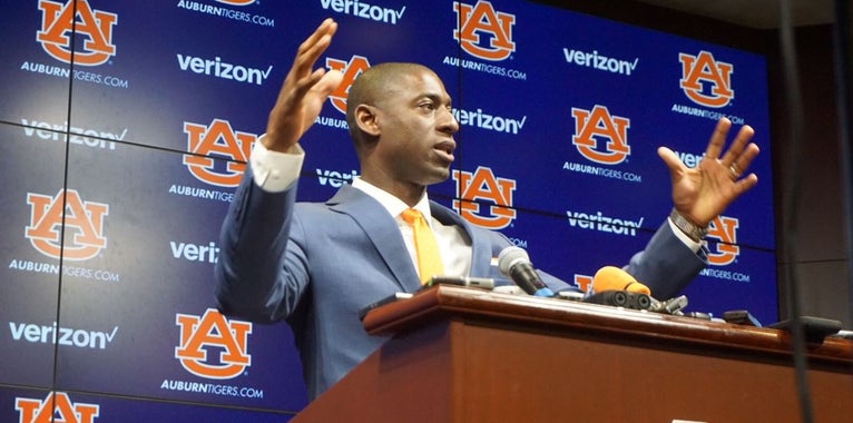 Auburn hires away Georgia assistant athletics director Auburn hires away Georgia assistant athletics director