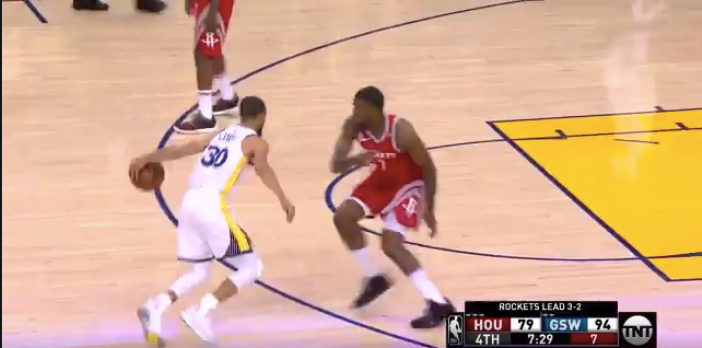 Stephen Curry makes Trevor Ariza dance on layup in Game 6 Stephen Curry makes Trevor Ariza dance on layup in Game 6