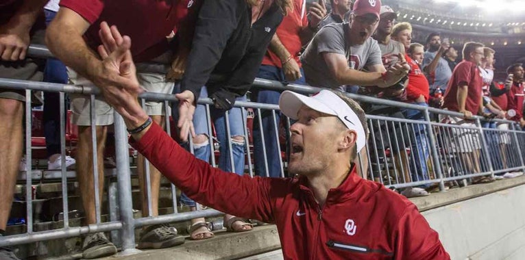 Regents approve big pay bump for Lincoln Riley Regents approve big pay bump for Lincoln Riley