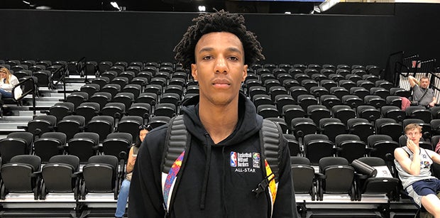 Lawson becomes cherry on top of Gamecocks’ 2018 class Lawson becomes cherry on top of Gamecocks’ 2018 class