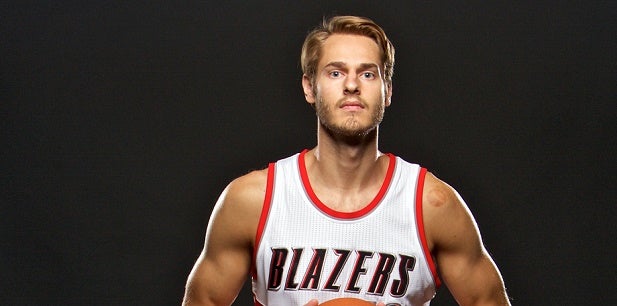 'Overachieving' Layman Captures Summer League Title 'Overachieving' Layman Captures Summer League Title