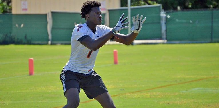Sleeper TE Smith Impresses at Miami Camp, Coaches Take Notice Sleeper TE Smith Impresses at Miami Camp, Coaches Take Notice