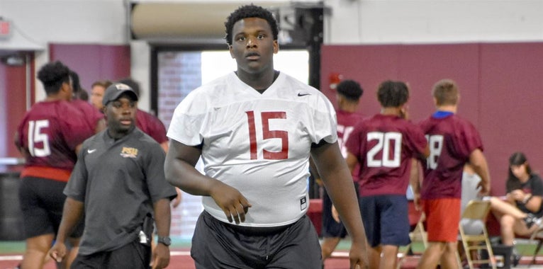 Ole Miss Gives Kamaar Bell Welcome Feeling Ole Miss Gives Kamaar Bell Welcome Feeling
