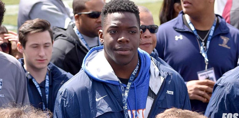 FIRST LOOK: Blue-White Visitors FIRST LOOK: Blue-White Visitors