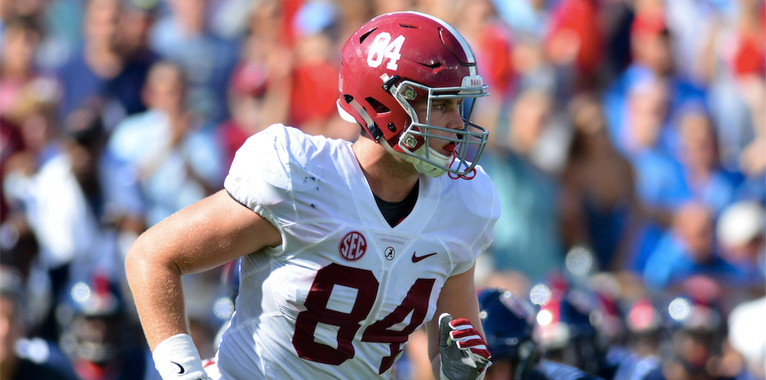 Pierschbacher, Hentges named to Rimington, Mackey watch lists Pierschbacher, Hentges named to Rimington, Mackey watch lists
