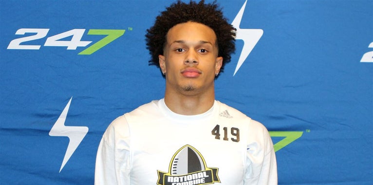 Four-star DB Pola-Gates locks in Texas visit Four-star DB Pola-Gates locks in Texas visit
