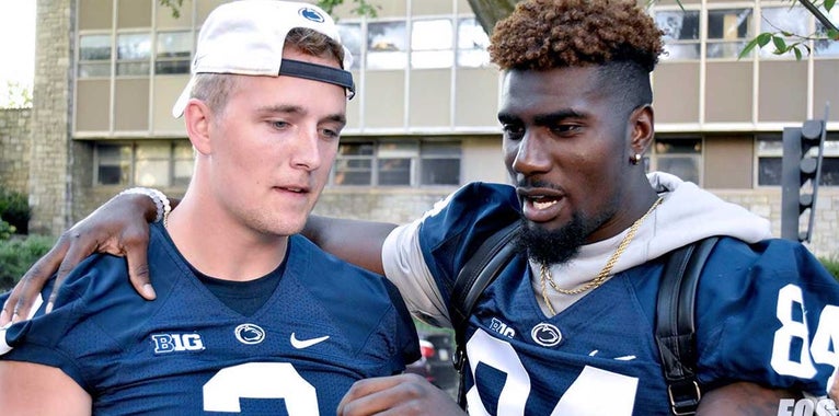 WATCH: Juwan Johnson has fun interviewing teammate Tommy Stevens WATCH: Juwan Johnson has fun interviewing teammate Tommy Stevens