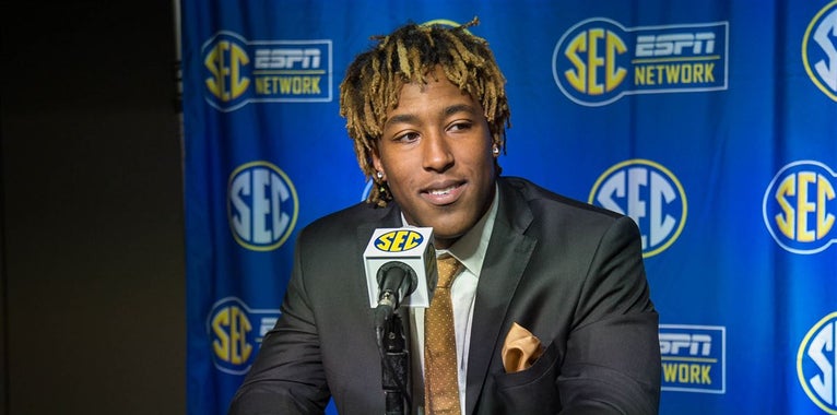 Benny Snell preseason candidate for Maxwell, Doak Walker Awards Benny Snell preseason candidate for Maxwell, Doak Walker Awards