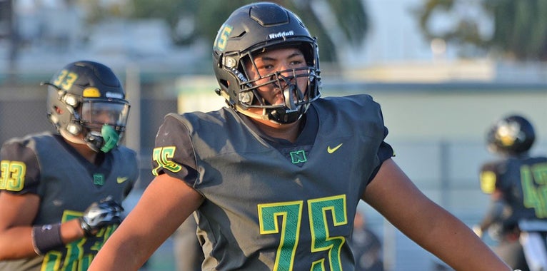 Oregon targets and commits playing in MaxPreps' top 10 HS games Oregon targets and commits playing in MaxPreps' top 10 HS games