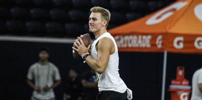 WATCH: QB Bo Nix puts on a show during The Opening Finals WATCH: QB Bo Nix puts on a show during The Opening Finals