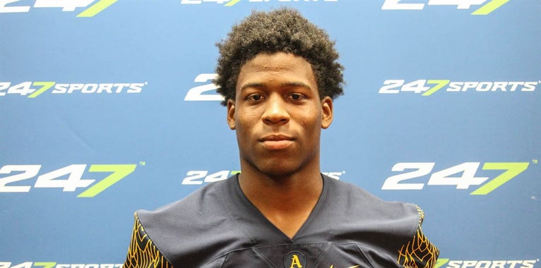 RECRUITING: Cats clawing for Carter RECRUITING: Cats clawing for Carter