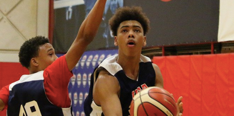 Hoop Scoop with Deuce: Holiday Tournaments, Players to Watch Hoop Scoop with Deuce: Holiday Tournaments, Players to Watch