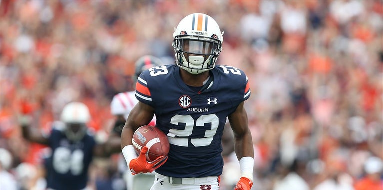 Ryan Davis named to Biletnikoff Award watch list Ryan Davis named to Biletnikoff Award watch list
